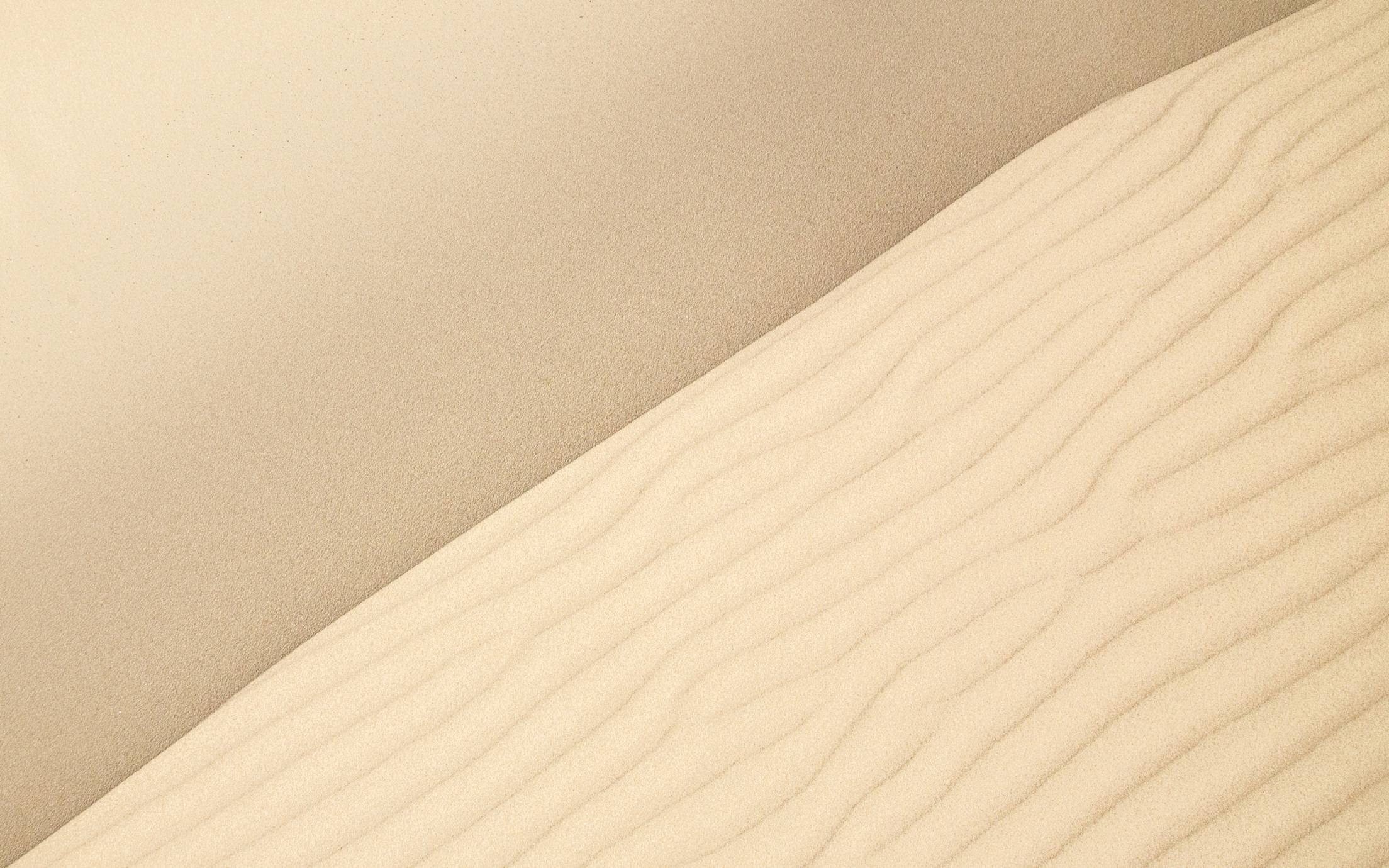 Desert sand dune